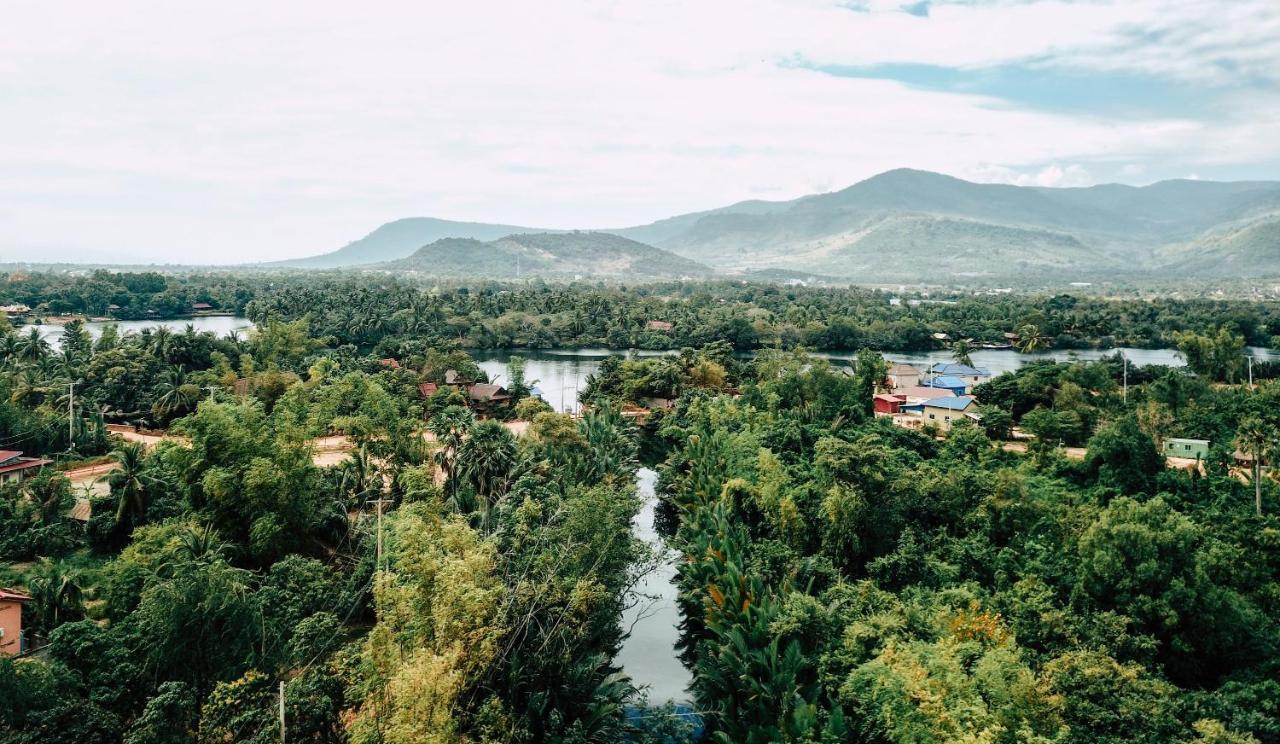 Nary Garden Hotel Kampot Ngoại thất bức ảnh